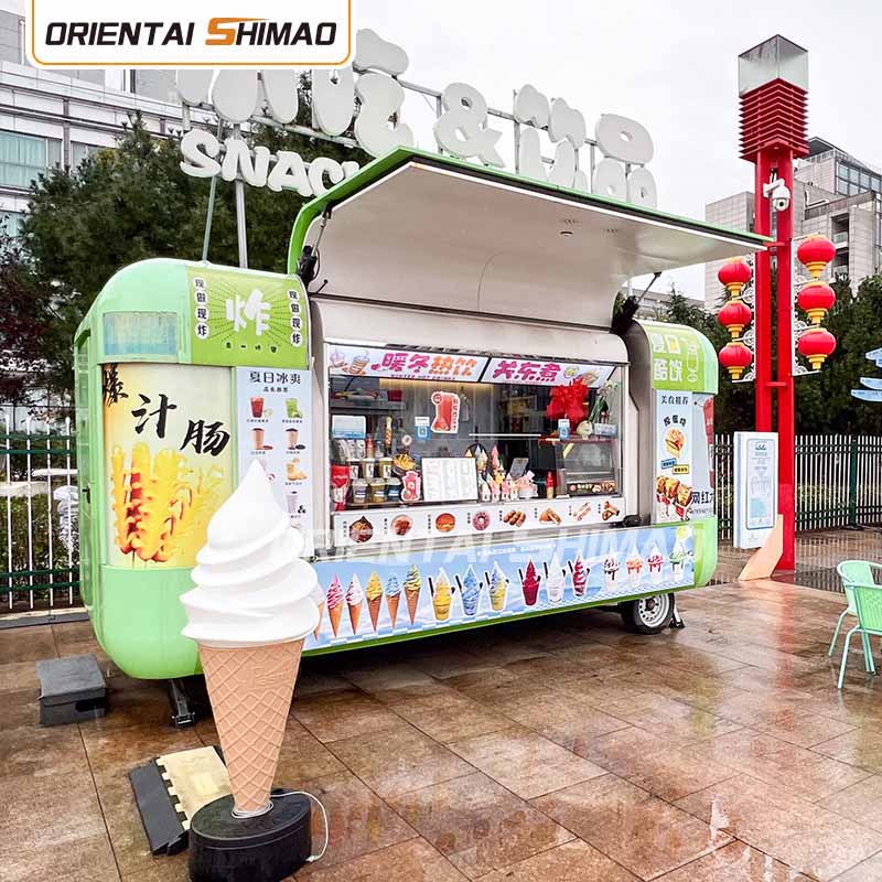 Trailer de comida com cozinha completa