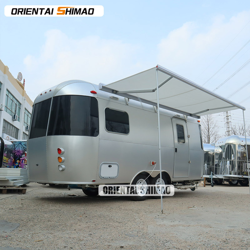 Caminhão de trailer de RV