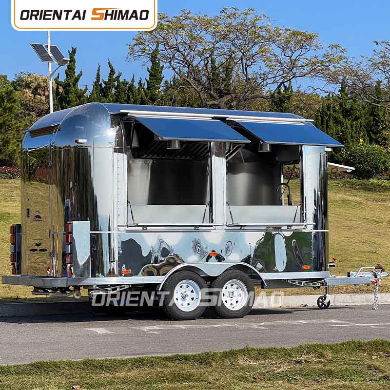 Caminhão de comida de reboque